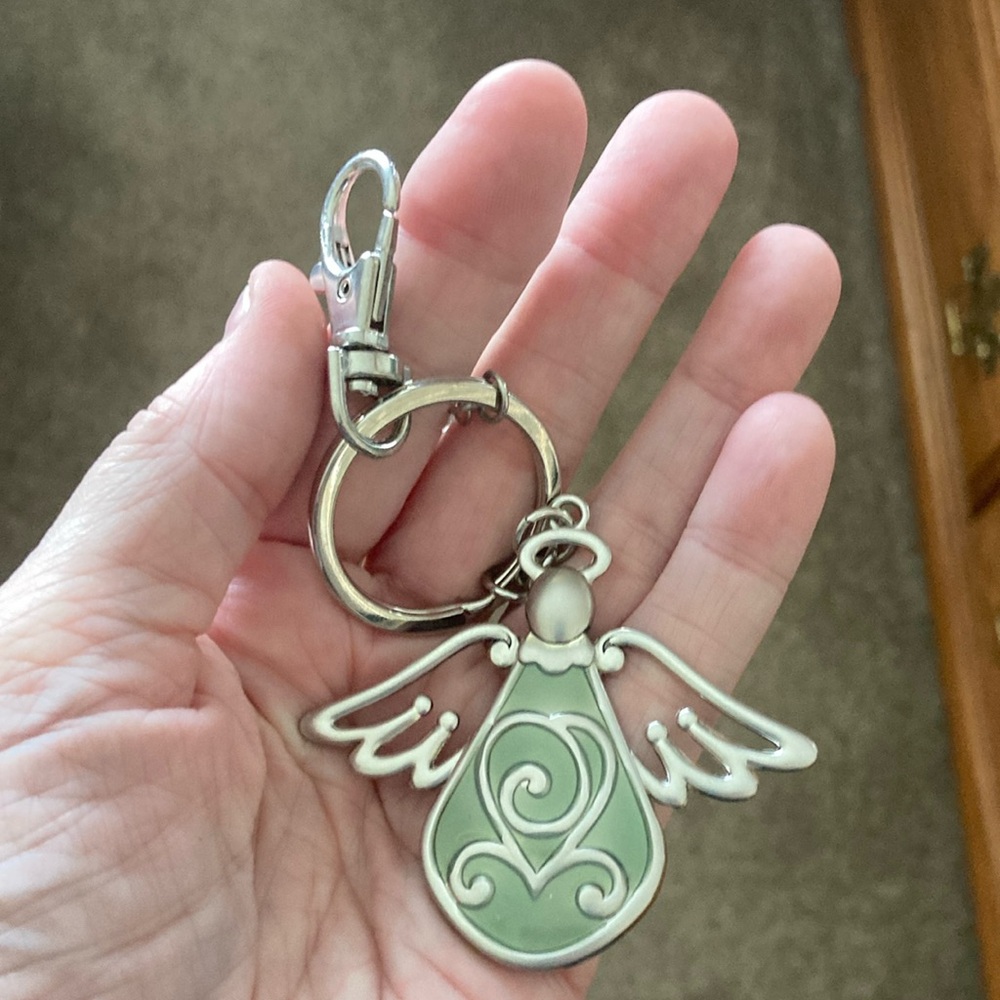 Green and Silver Angel friendship Keyring - Picture 3 of 3